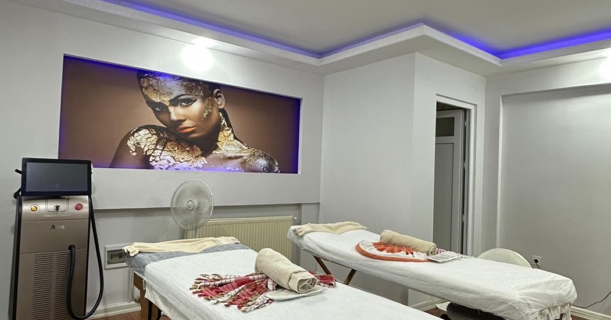 Çakmak Mahallesi'nden gelen misafirler için Neva Spa çift masaj odası