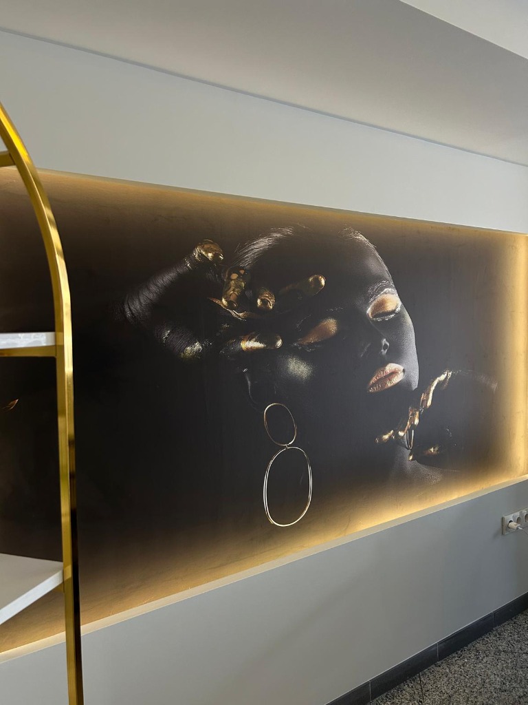 Neva Spa Premium Loş Işık ve Sanat Eserleri