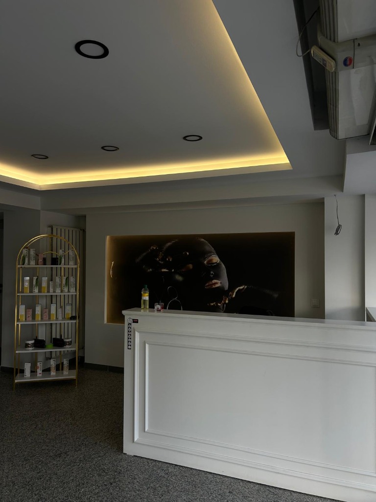 Neva Spa Çekmeköy Lüks Karşılama Resepsiyon Alanı